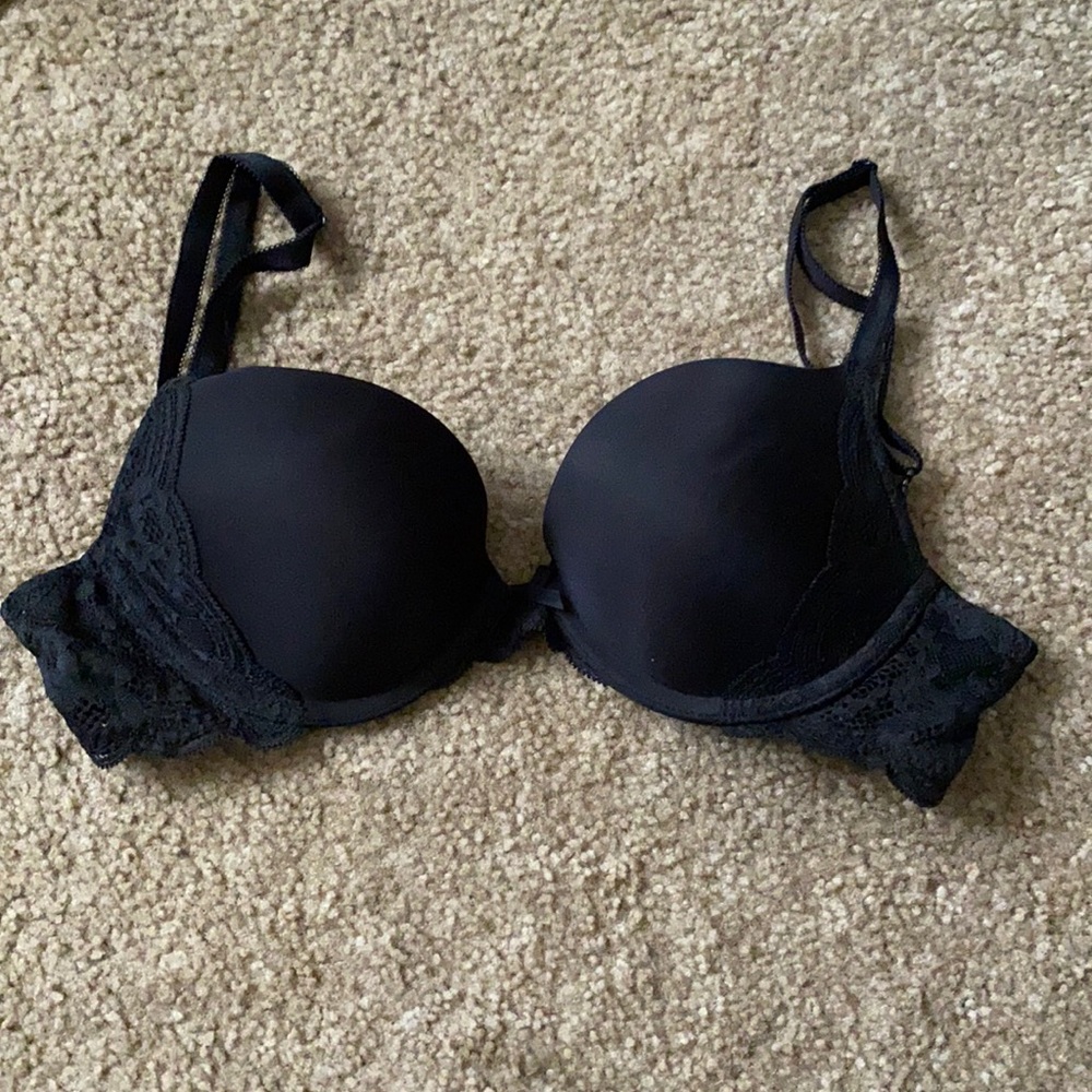 Victoria’s Secret push up bra